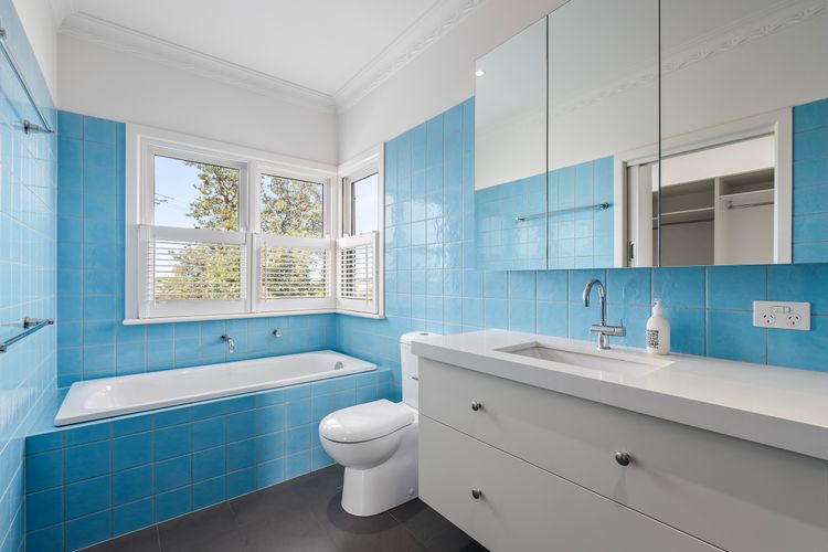 Old Lonsdale Classic on Kirk