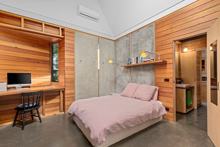 Old Lonnie Crigan RD