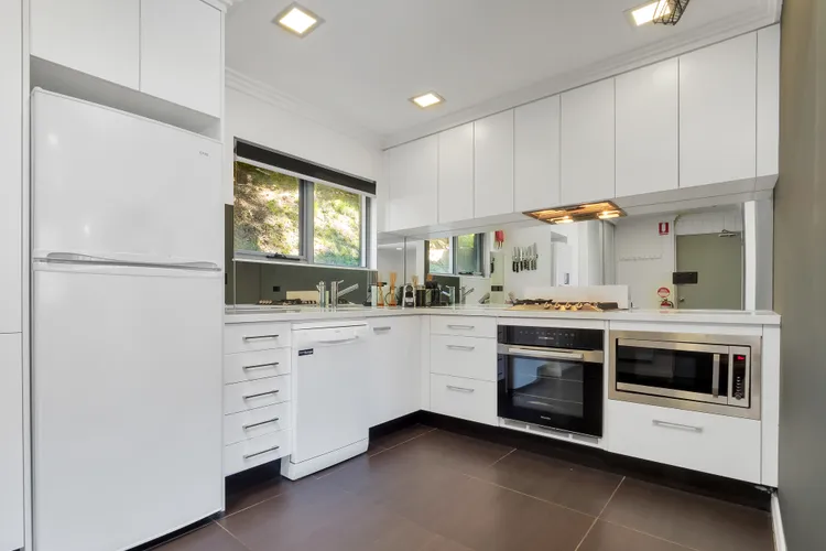 Black Diamond (Tombarra 6A)