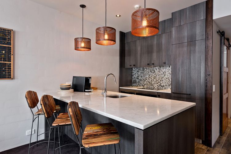 KoKo Nanook – Squatters 15