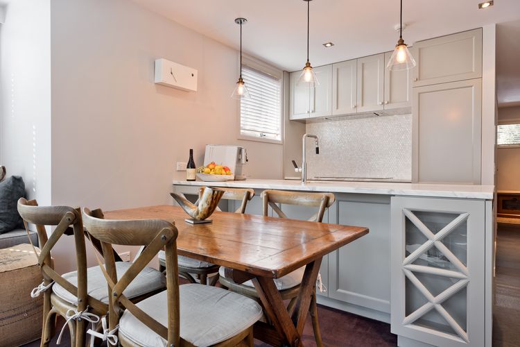 Big Nanook – Squatters 32