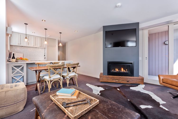 Big Nanook – Squatters 32