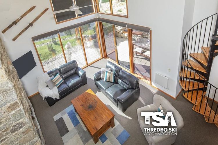 Ski Fall at Lake Crackenback