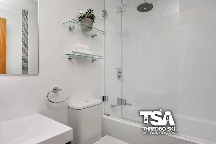 Ski Fall at Lake Crackenback