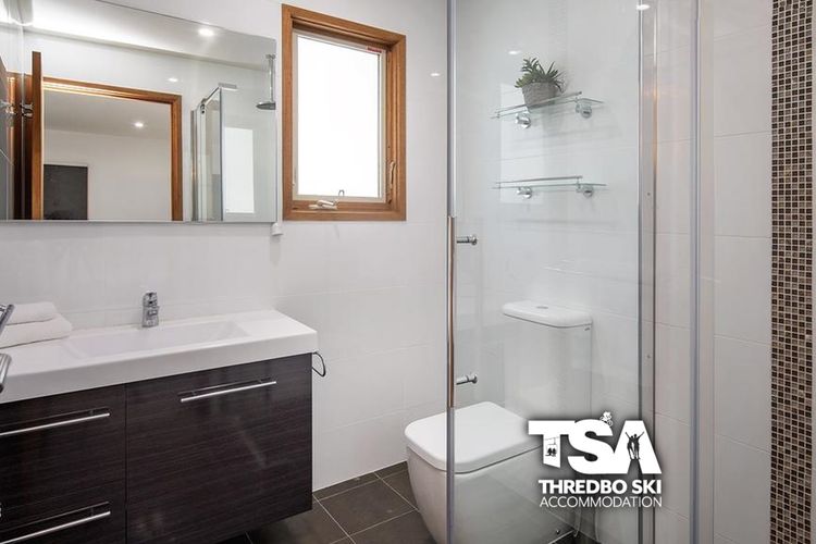 Ski Fall at Lake Crackenback