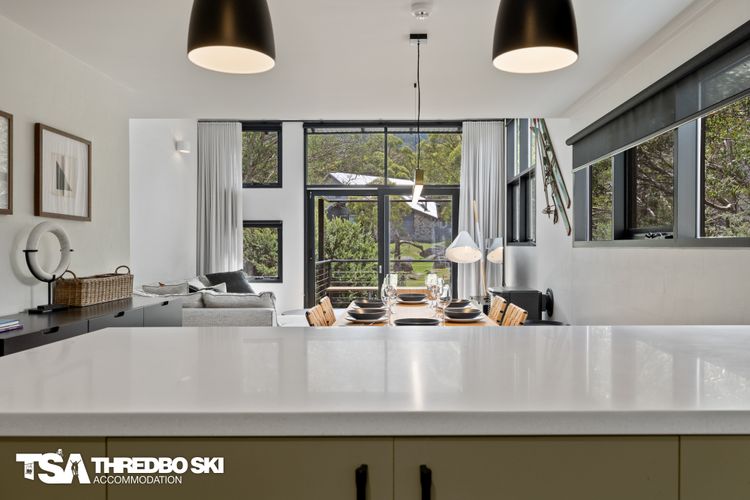 Ironmongie 1 (JackFrost)