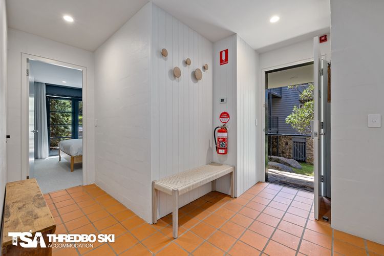 Ironmongie 1 (JackFrost)