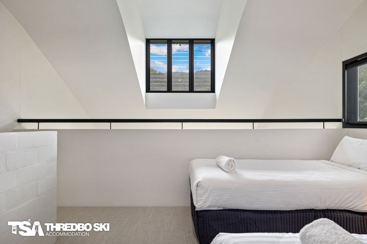 Ironmongie 1 (JackFrost)