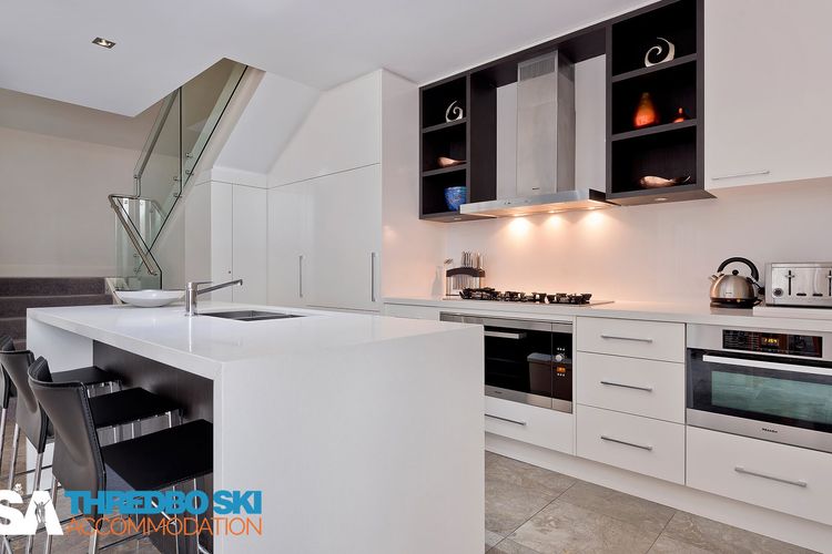 The Peak Penthouse 9