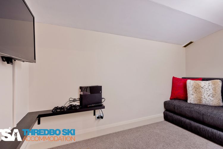 The Peak Penthouse 9