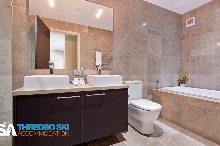 The Peak Penthouse 9