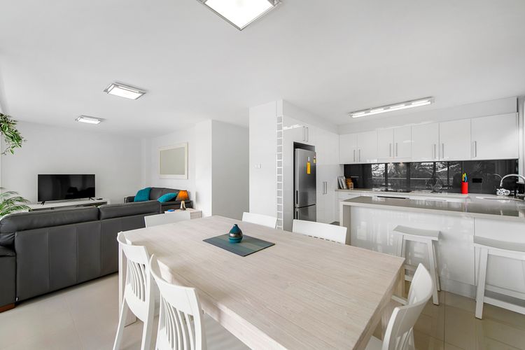 Holiday Central Tasman Towers Unit 2