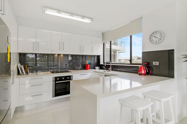 Holiday Central Tasman Towers Unit 2