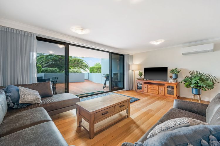 Holiday in style at Flightdeck Port Macquarie