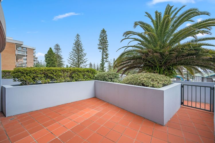 Holiday in style at Flightdeck Port Macquarie