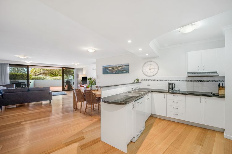 Holiday in style at Flightdeck Port Macquarie