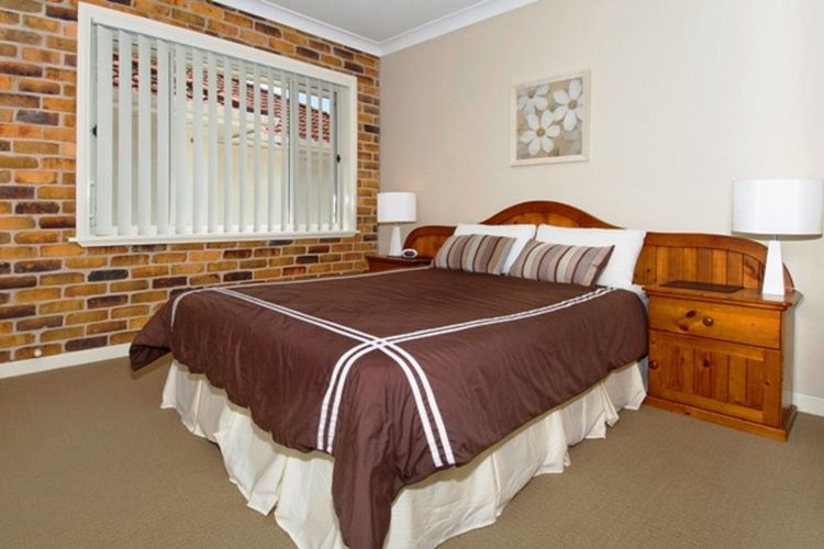 Mainsail 10, 17 Owen Street