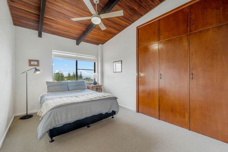Milton 5, 99 Pacific Drive
