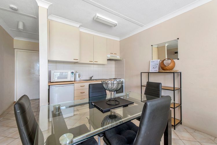Ocean Court 8, 13 Lord Street