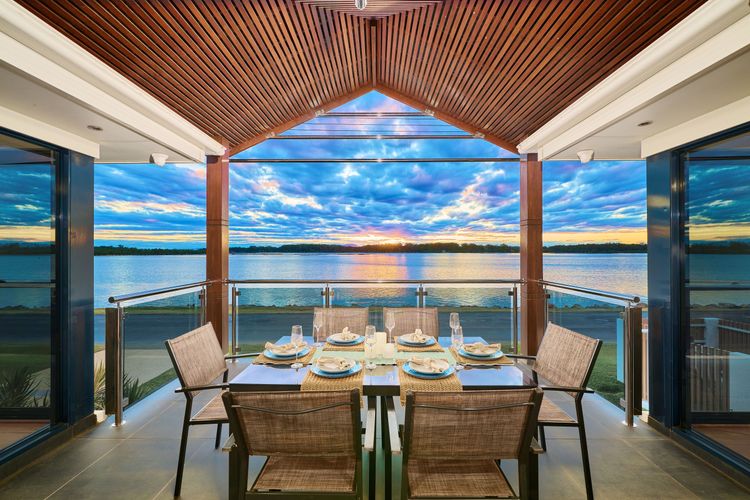 Riverside Luxury