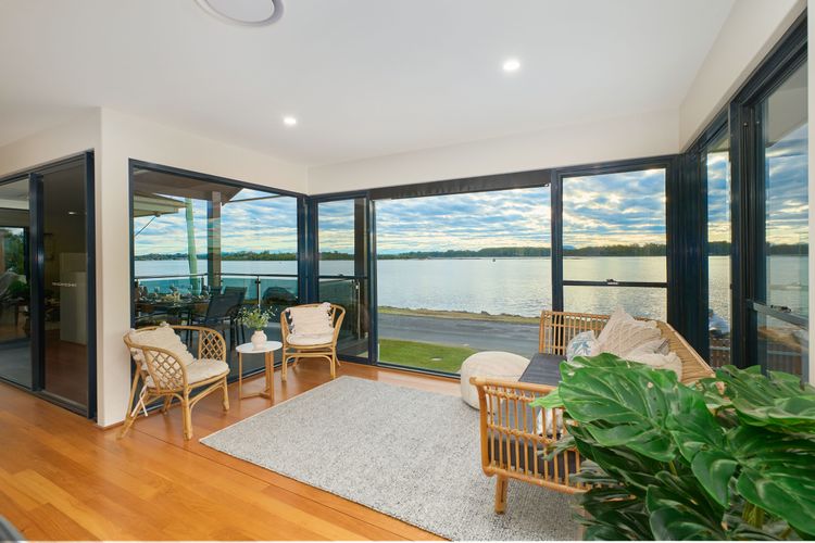 Riverside Luxury