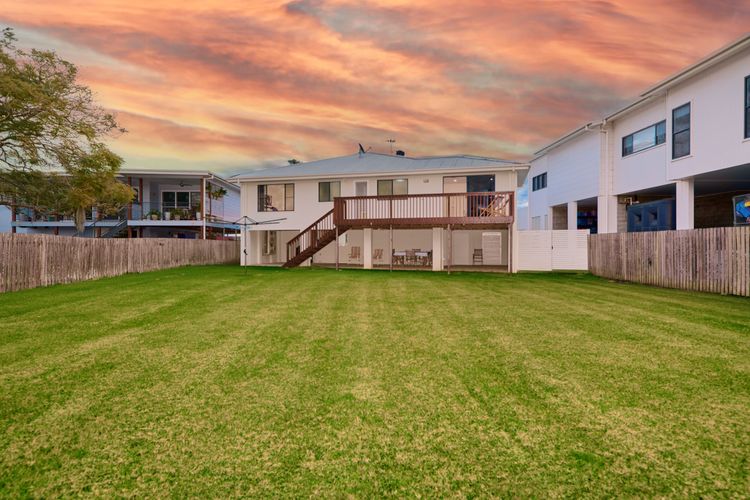 Riverside Luxury