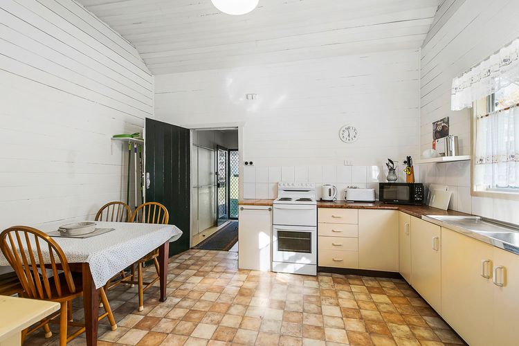 Almare, 7 Gowing Street