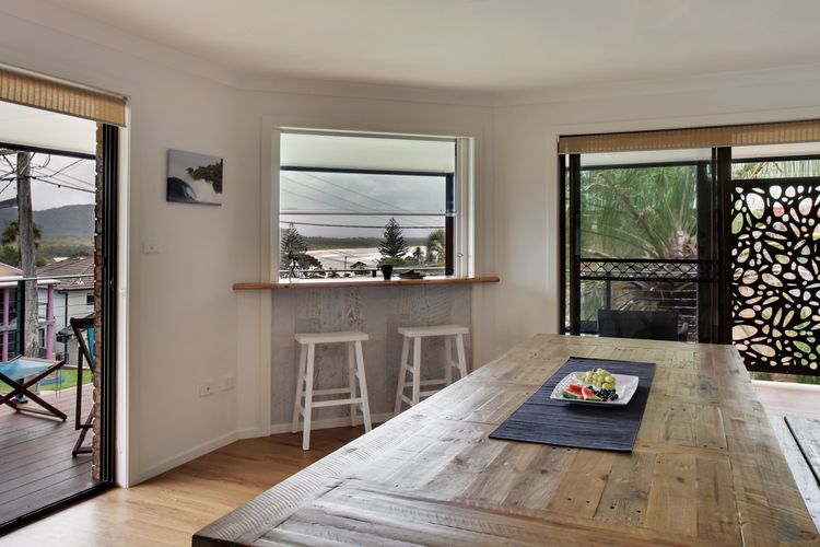 Seapoint Holiday House, 4 Gowing Street Crescent Head NSW 2440