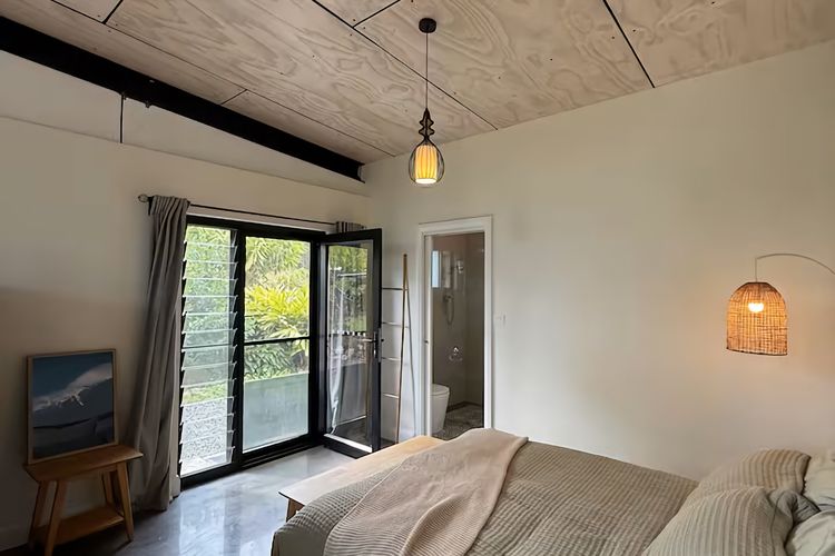 Teague Retreat Studio Space