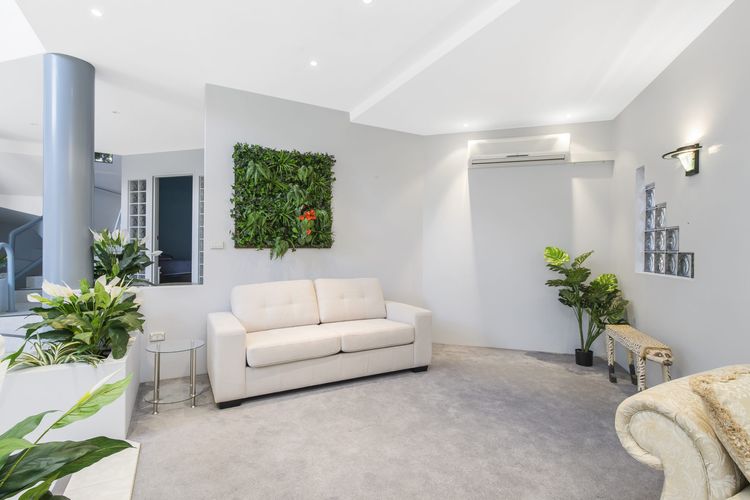 The Atrium, 11 Kentia Close