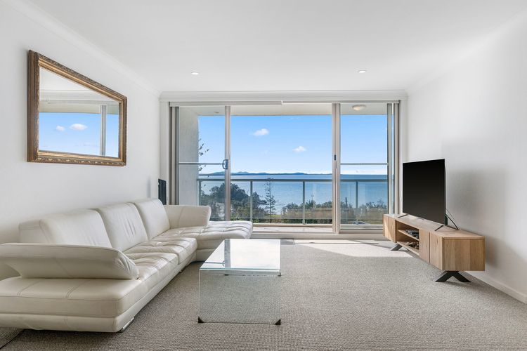 Windmill Point 10