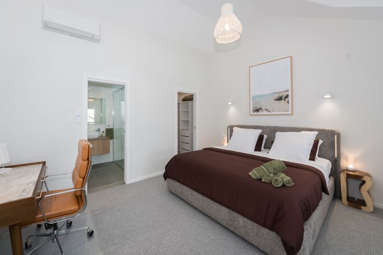 Breakwall Retreat – Harrington