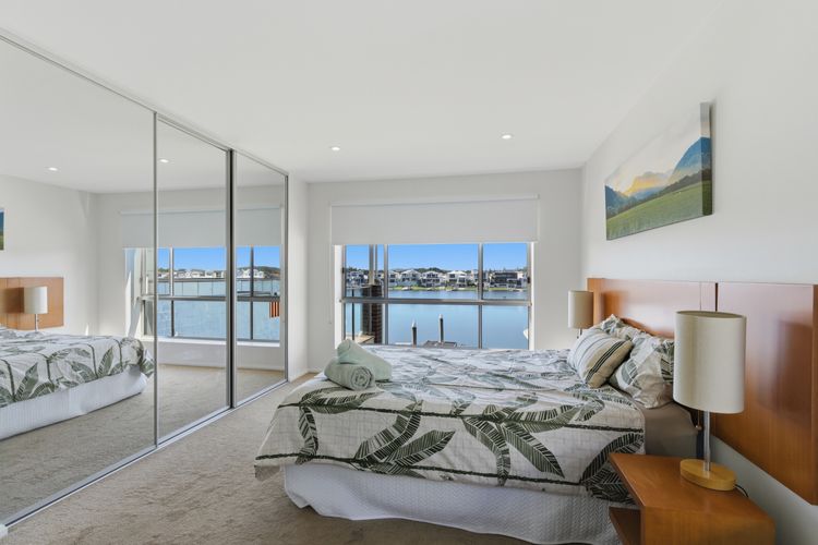 Sunshine Deluxe Port Macquarie