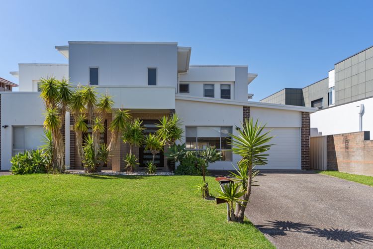 Sunshine Deluxe Port Macquarie