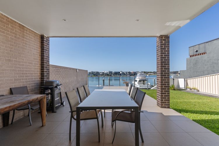 Sunshine Deluxe Port Macquarie