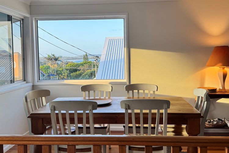 Azzurra, 14 East Street