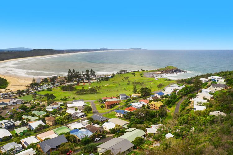 Barrels Beach House, 28 Dulconghi Street