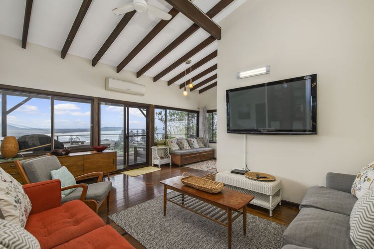 Barrels Beach House, 28 Dulconghi Street