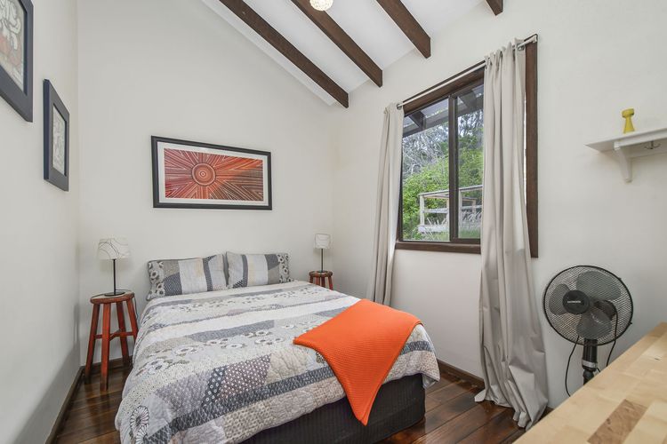 Barrels Beach House, 28 Dulconghi Street