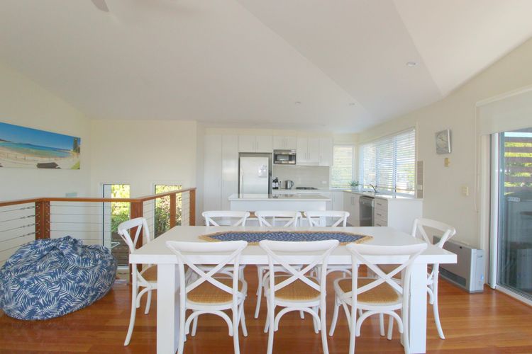 Beach Club 2, 4 KILLICK LANE
