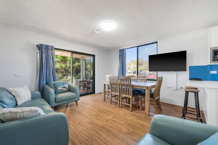 Beachfront 1, 25 Willow Street