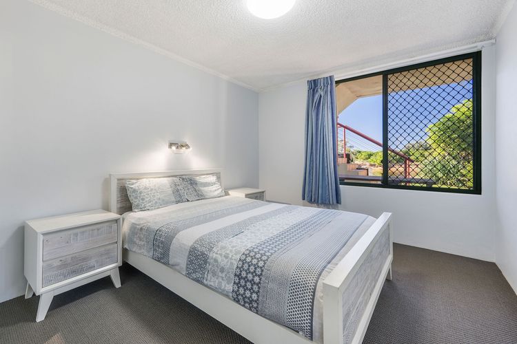 Beachfront 1, 25 Willow Street