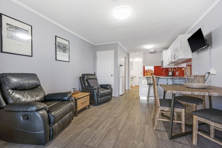 Beachfront 2, 25 Willow Street