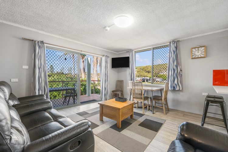 Beachfront 3, 25 Willow Street