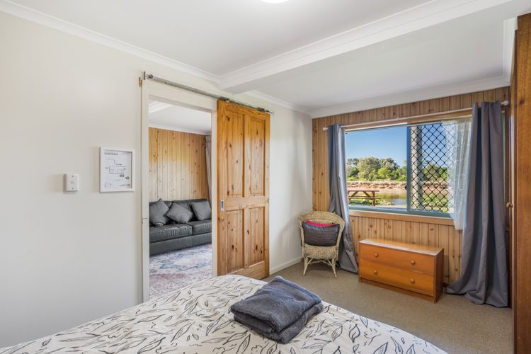Beachfront 5, 25 Willow Street