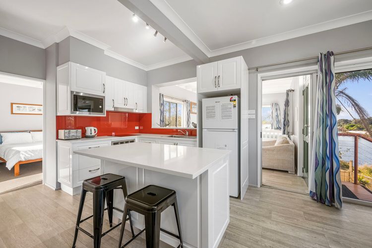 Beachfront 6, 25 Willow Street