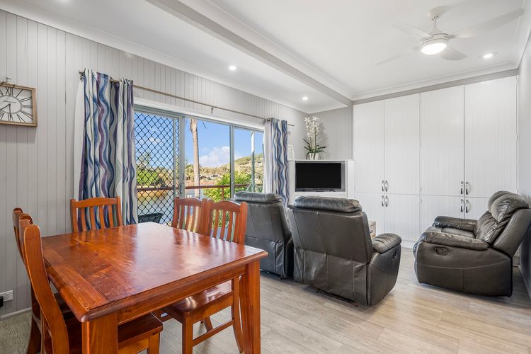 Beachfront 6, 25 Willow Street