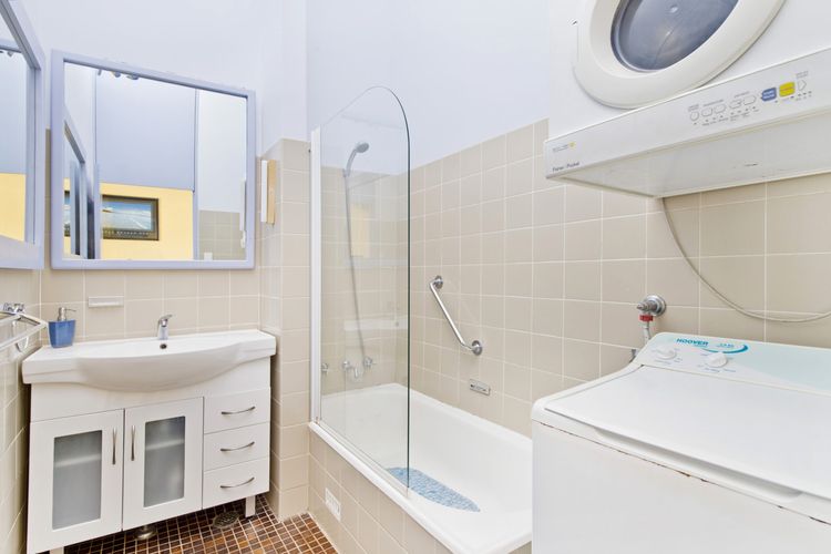 Beachpark 56, 58 Pacific Drive