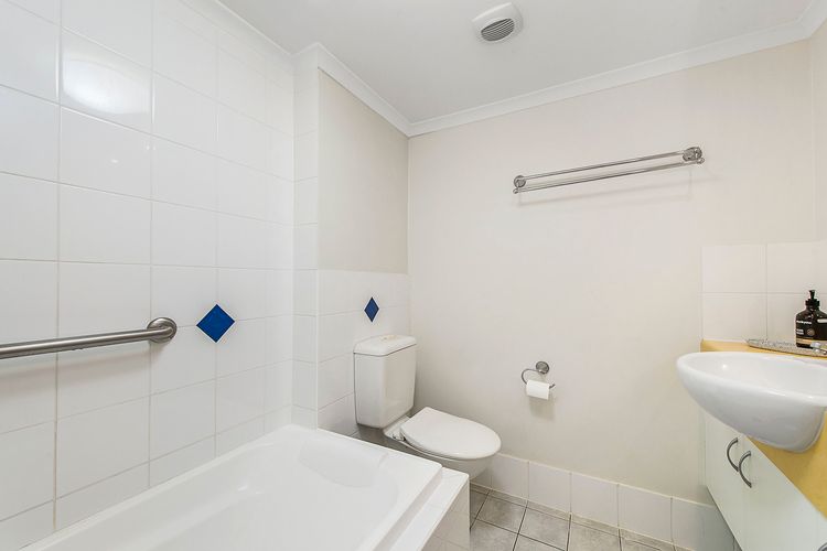 202 South Pacific, Unit 202 of 37 Pacific Drive