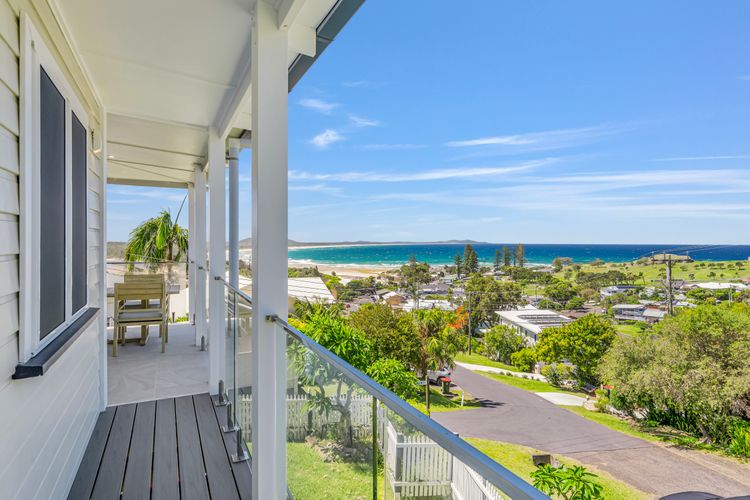 Crescent Haven, 2A View Street